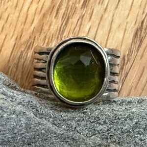 Silpada Daintree Green Quartz Ribbed Ring